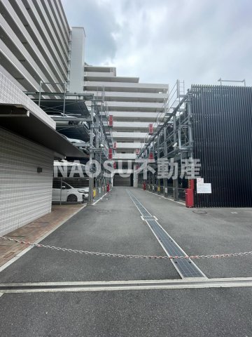 駐車場　車をお持ちの方に嬉しい駐車場付きの物件です