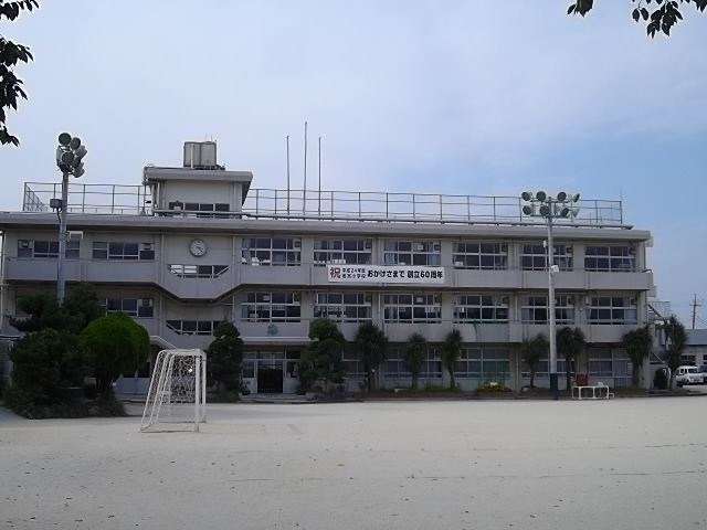小学校　市川市立 若宮小学校（小学校）まで718m