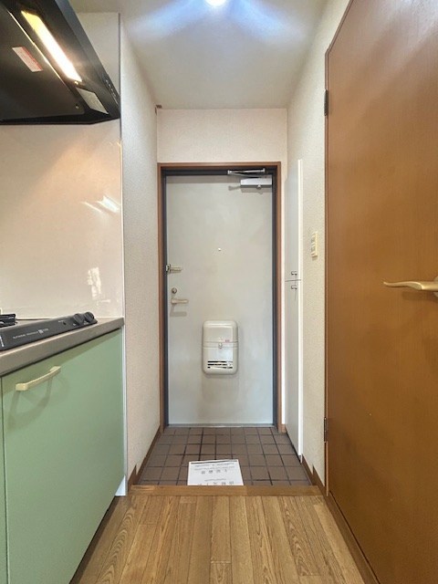 玄関　※参考写真