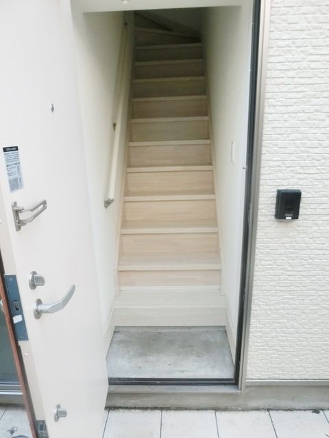 サークルハウス中落合の玄関写真