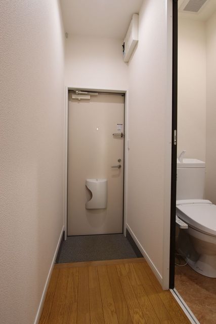 CAPARASIIの玄関写真