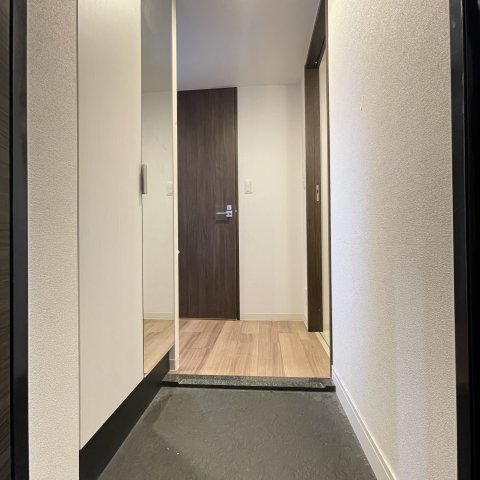 玄関　同仕様タイプです