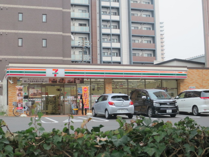 コンビニ　セブン-イレブン 名古屋丸田町店（コンビニ）まで300m