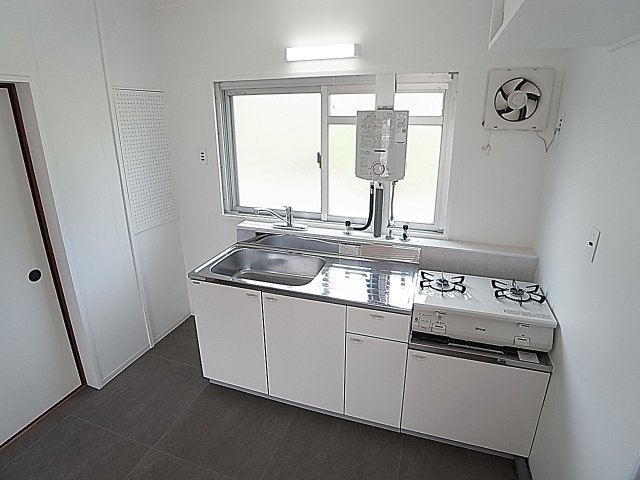 神陵台北住宅69号棟のキッチン写真