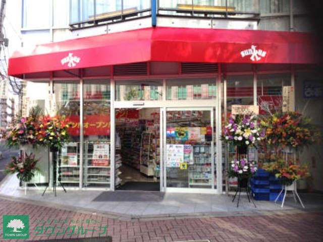 コンビニ　サンクス銀座昭和通り店（コンビニ）まで285m
