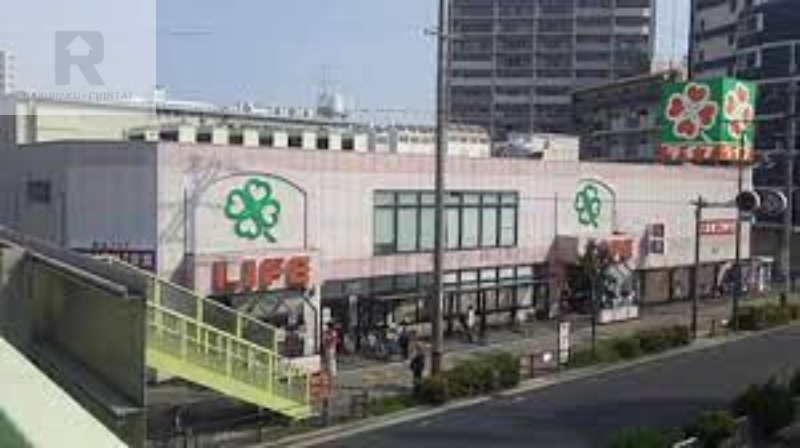 スーパー　ライフ十三東店（スーパー）まで226m