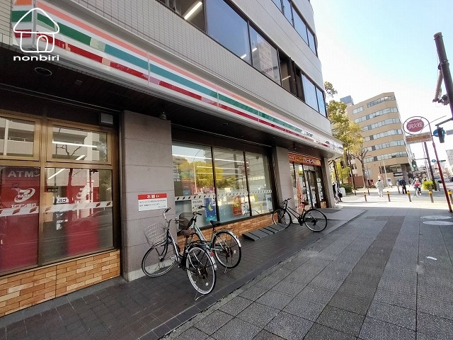 コンビニ　セブンイレブン伊勢佐木長者町駅前店（コンビニ）まで309m