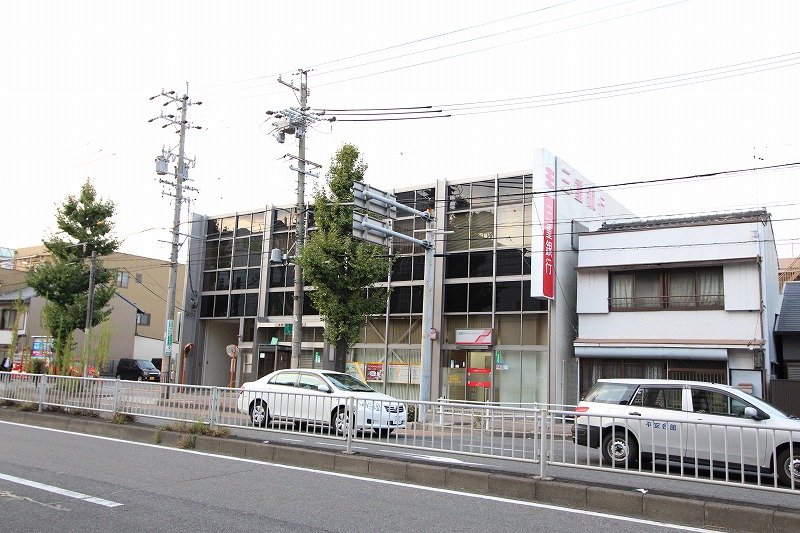 銀行　三重銀行中村公園前支店（銀行）まで453m