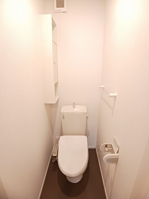 オーブ IIのトイレ写真