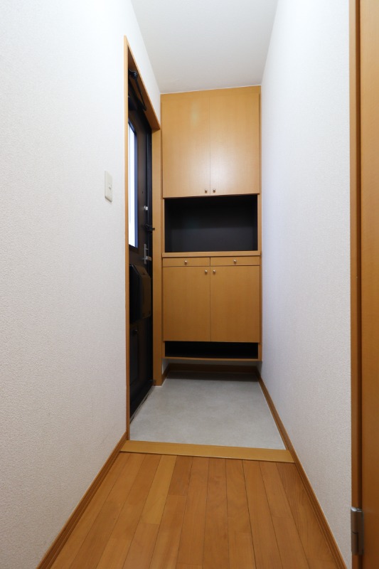 玄関　図面と現状に相違がある場合には現状を優先