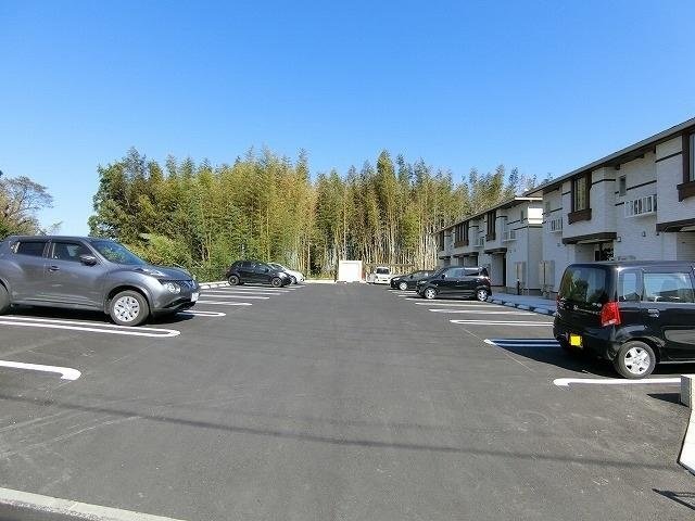 駐車場　駐車スペースもあります