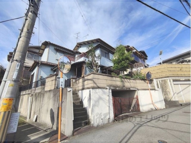 ＪＲ関西本線 王寺駅 徒歩15分 築40年