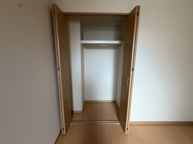 地下鉄谷町線 長原駅 徒歩15分 3階建 築18年の内装写真