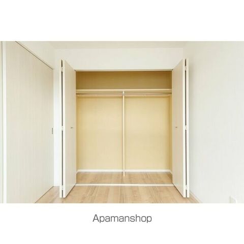 Posh栄通の内装写真