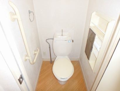 トイレ　別部屋参照