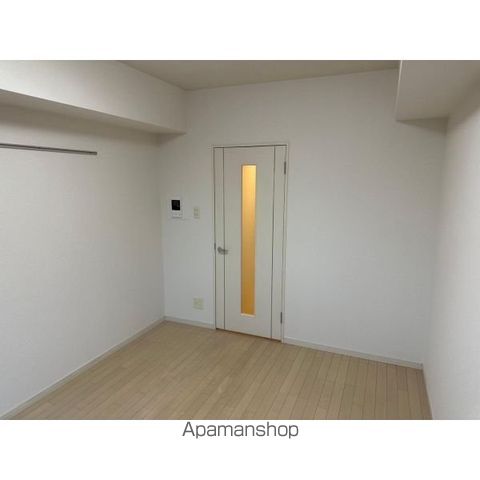 メインステージ大井町の居間写真