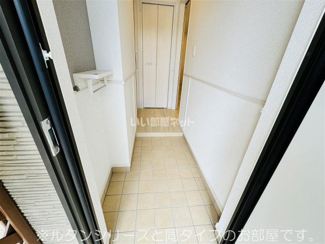 テラス南の玄関写真