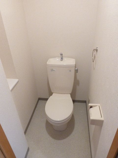 アヴィニティー調布南のトイレ写真