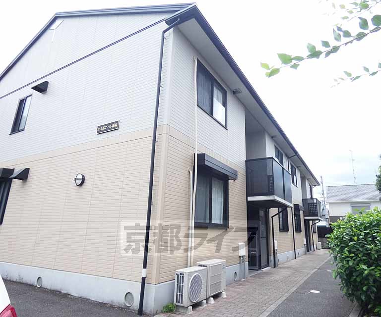 駐車場　敷地ガレージセット契約です