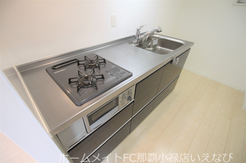 キッチン　※別部屋のお写真となります。