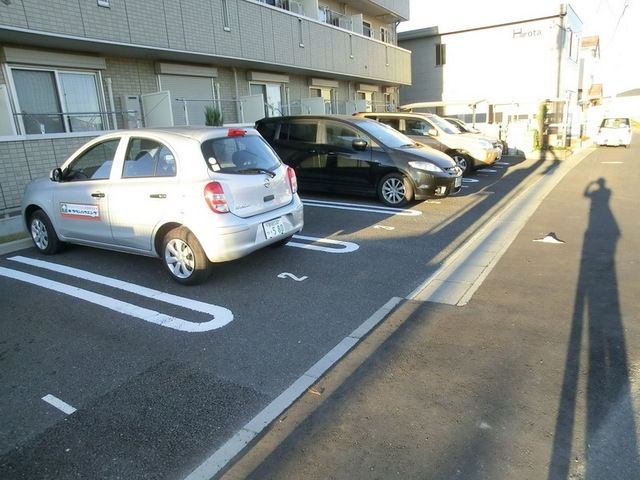 駐車場　駐車場あり