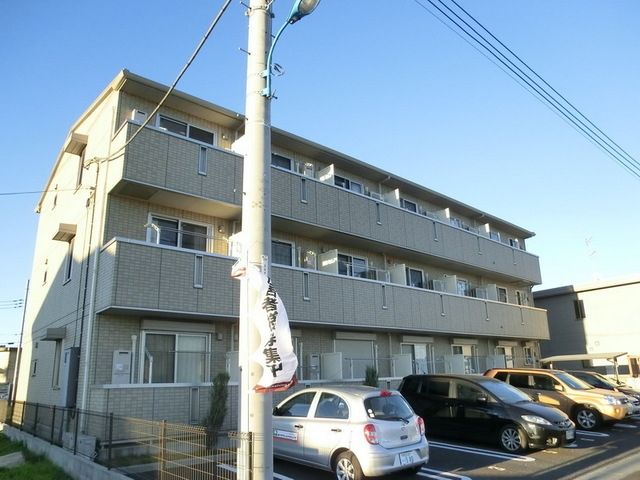 建物外観　２００７年築　駅徒歩９分