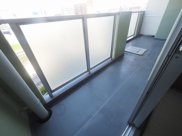 バルコニー　※施工例