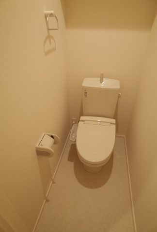 ウイング・エスのトイレ写真