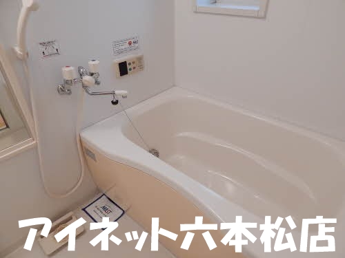 バス・シャワールーム　一日の疲れを癒しましょう