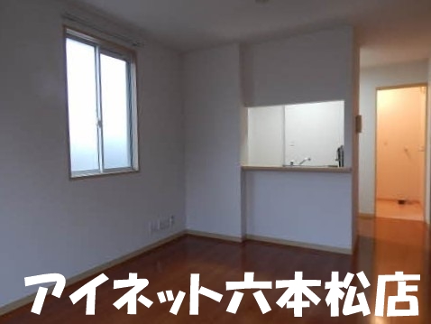 居室・リビング　広々11帖越えのリビングです