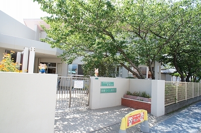 幼稚園・保育園　別府つくし保育園（幼稚園・保育園）まで300m