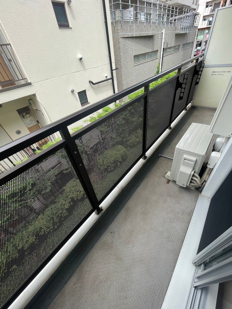 バルコニー　バルコニー