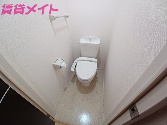 アモローサ B棟のトイレ写真