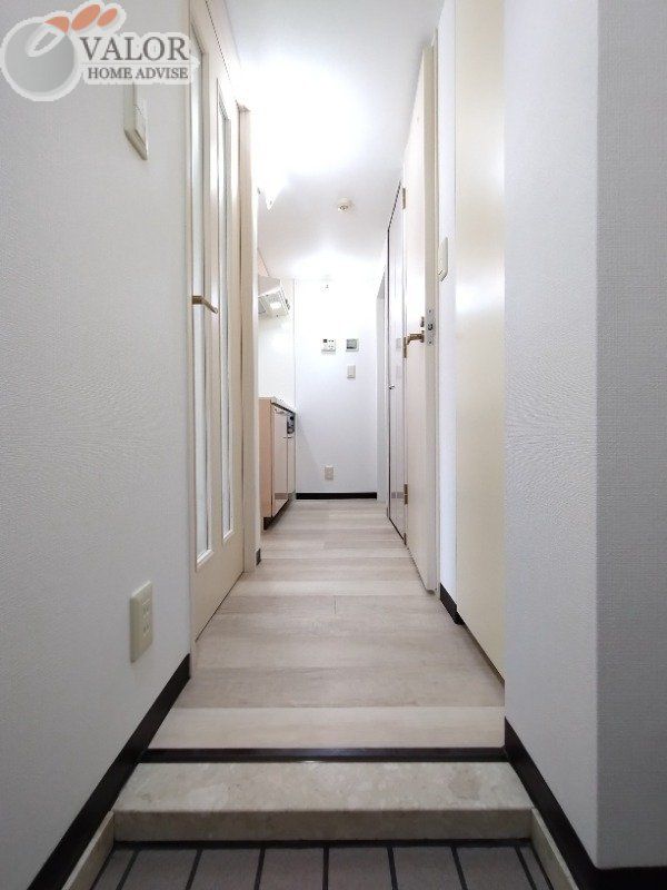 アヴァンツァーレ横濱の玄関写真