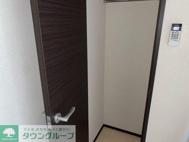 クレイノメゾン ドゥ シェルの玄関写真