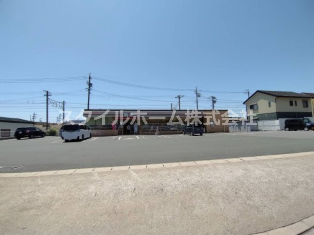 コンビニ　セブン-イレブン 蒲郡三谷北通１丁目店（コンビニ）まで209m