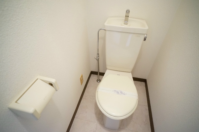 キャッスルマンション箱崎Bのトイレ写真