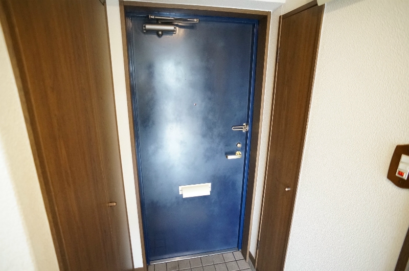 キャッスルマンション箱崎Bの玄関写真