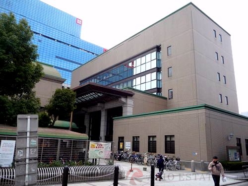 その他　市役所・区役所大阪市北区役所（その他）まで804m