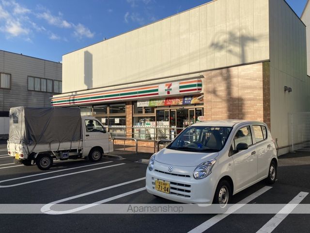 コンビニ　セブンイレブン（コンビニ）まで1878m
