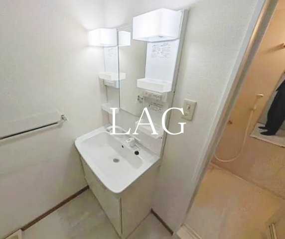 洗面設備　洗面台です。