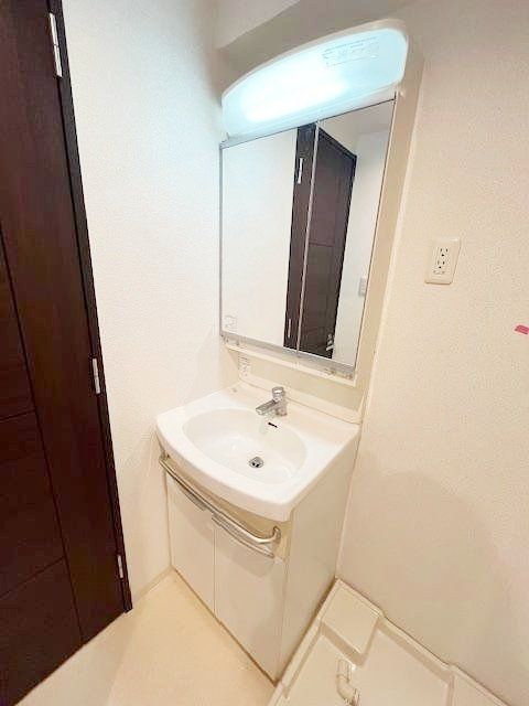 洗面設備　同間取り別部屋参考写真