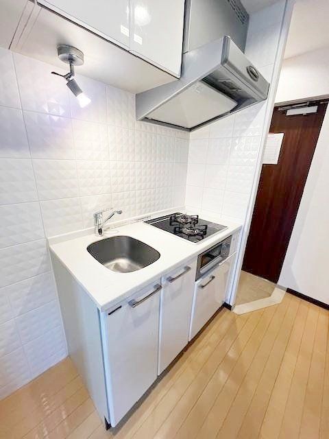 キッチン　同間取り別部屋参考写真