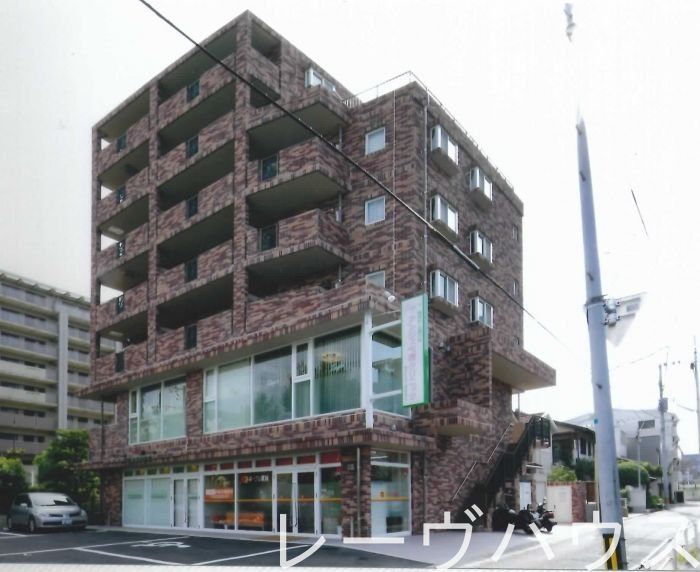 地下鉄七隈線 六本松駅 徒歩12分 築18年