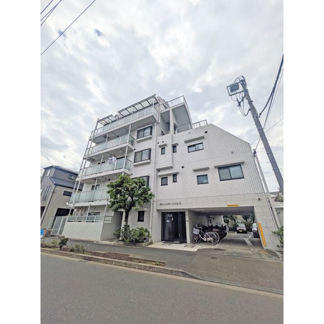 つくばエクスプレス 六町駅 バス乗車時間：7分 最寄りバス停で下車 徒歩3分 築38年