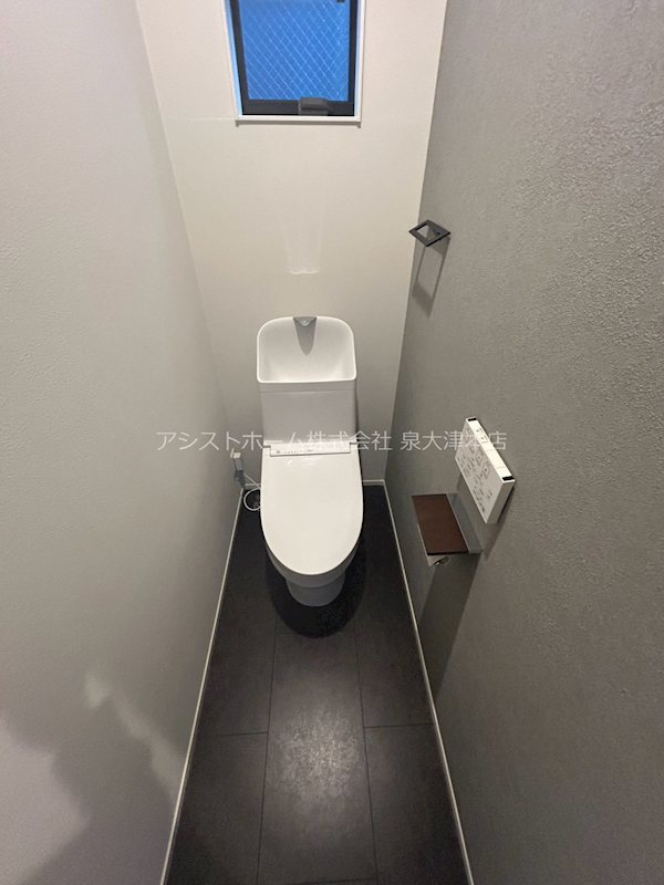 東豊中町一戸建てのトイレ写真