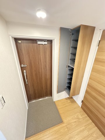 玄関　別部屋参照