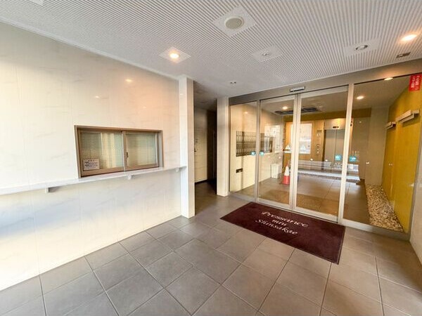 地下鉄東山線 新栄町駅 徒歩6分 14階建 築18年の外観写真