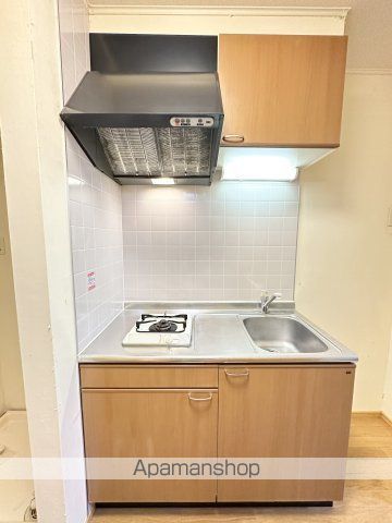 京急本線 上大岡駅 徒歩7分 2階建 築24年のキッチン写真