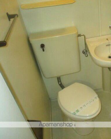 小田急小田原線 本厚木駅 徒歩12分 5階建 築41年のトイレ写真